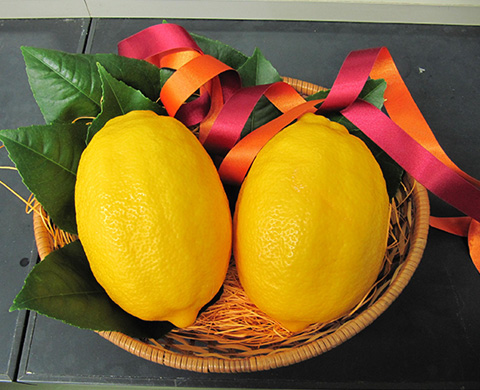 八丈フルーツレモンの画像